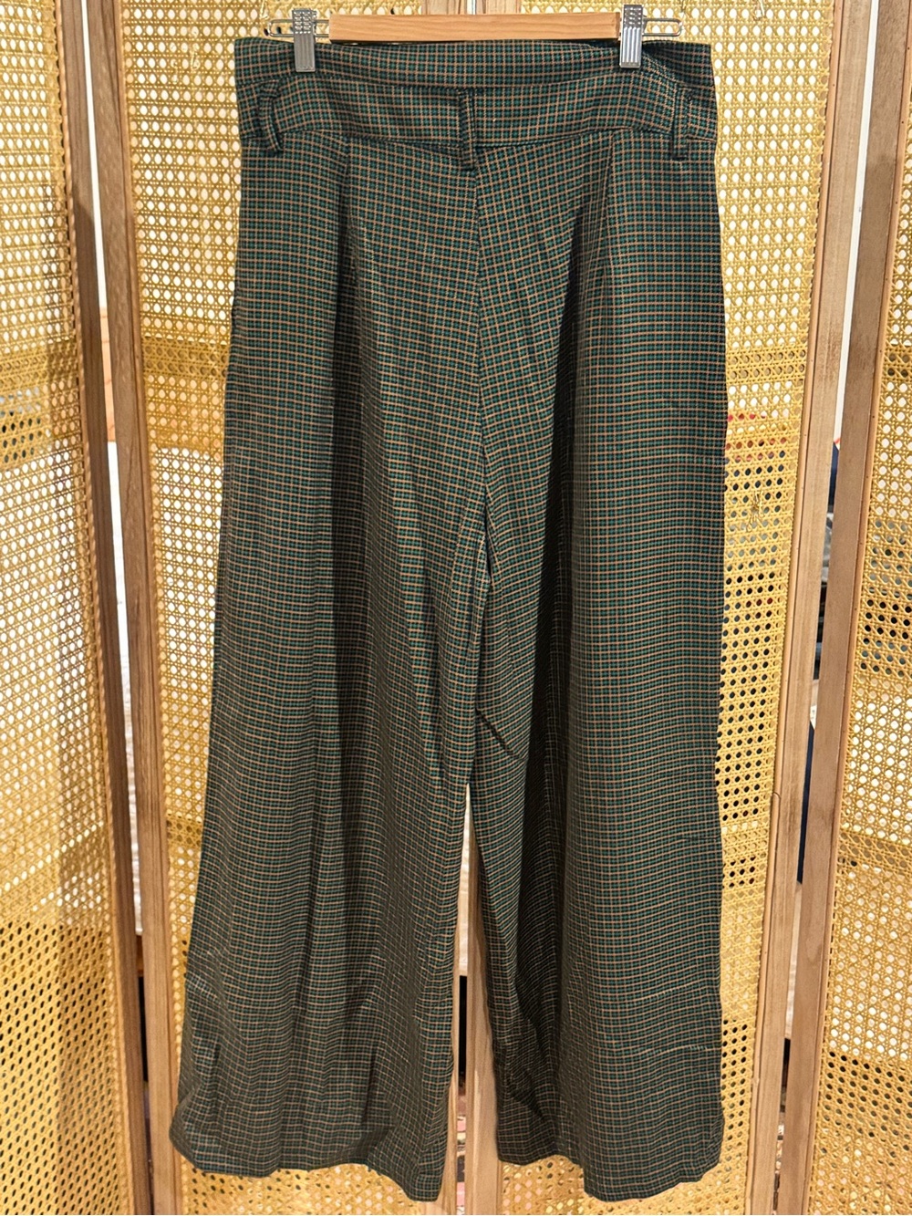 Cider NWT Wide-Leg High-Waist Belted Houndstooth Trousers in Olive Green - Picture 4 of 6